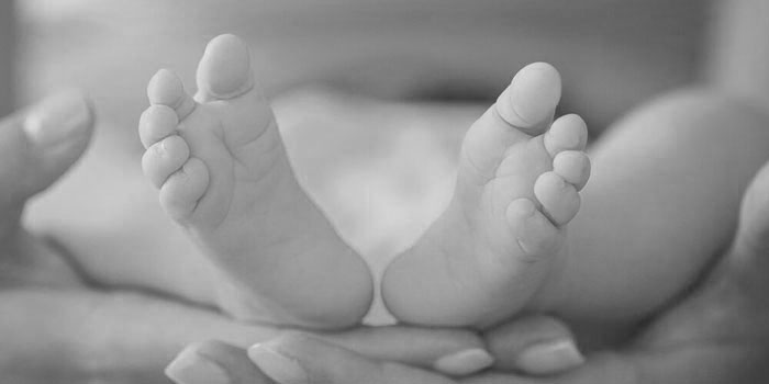 Nancy Pelosi, feet, anencephaly, abortionist, abortion, pregnant, baby